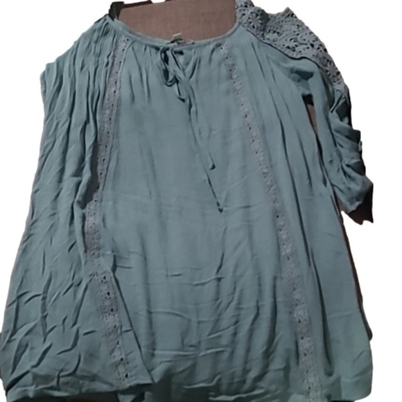 She and Sky Tops - She and Sky cold shoulder‎ summer top